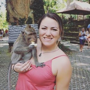 Meet your Posher, Stephanie